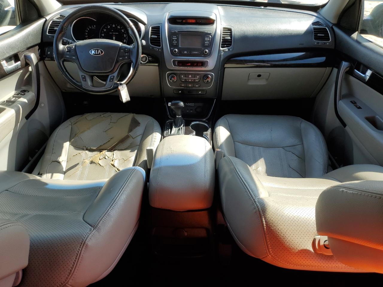 2014 Kia Sorento - Image 8