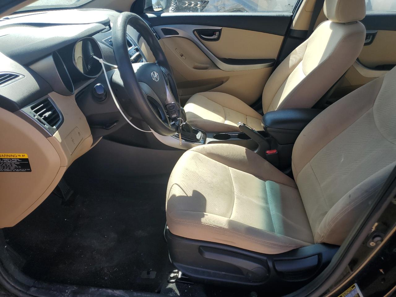 2013 Hyundai Elantra - Image 7