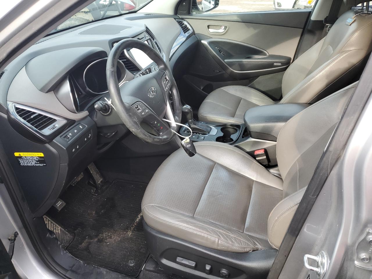 2014 Hyundai Santa Fe - Image 7