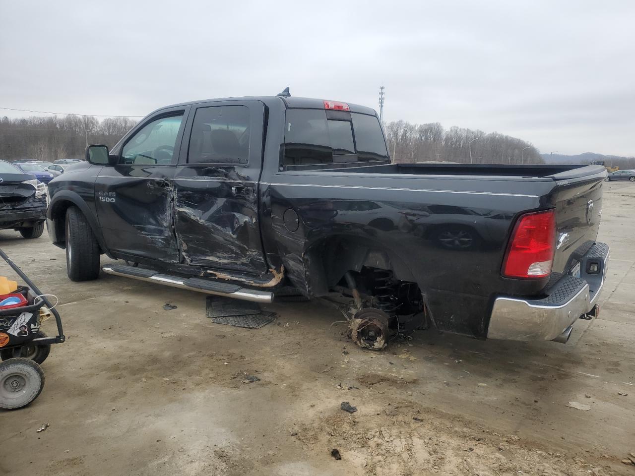 2016 RAM 1500 - Image 2