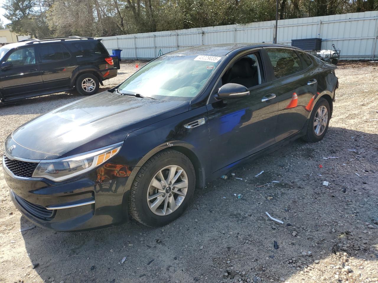 2017 Kia Optima - Image 1