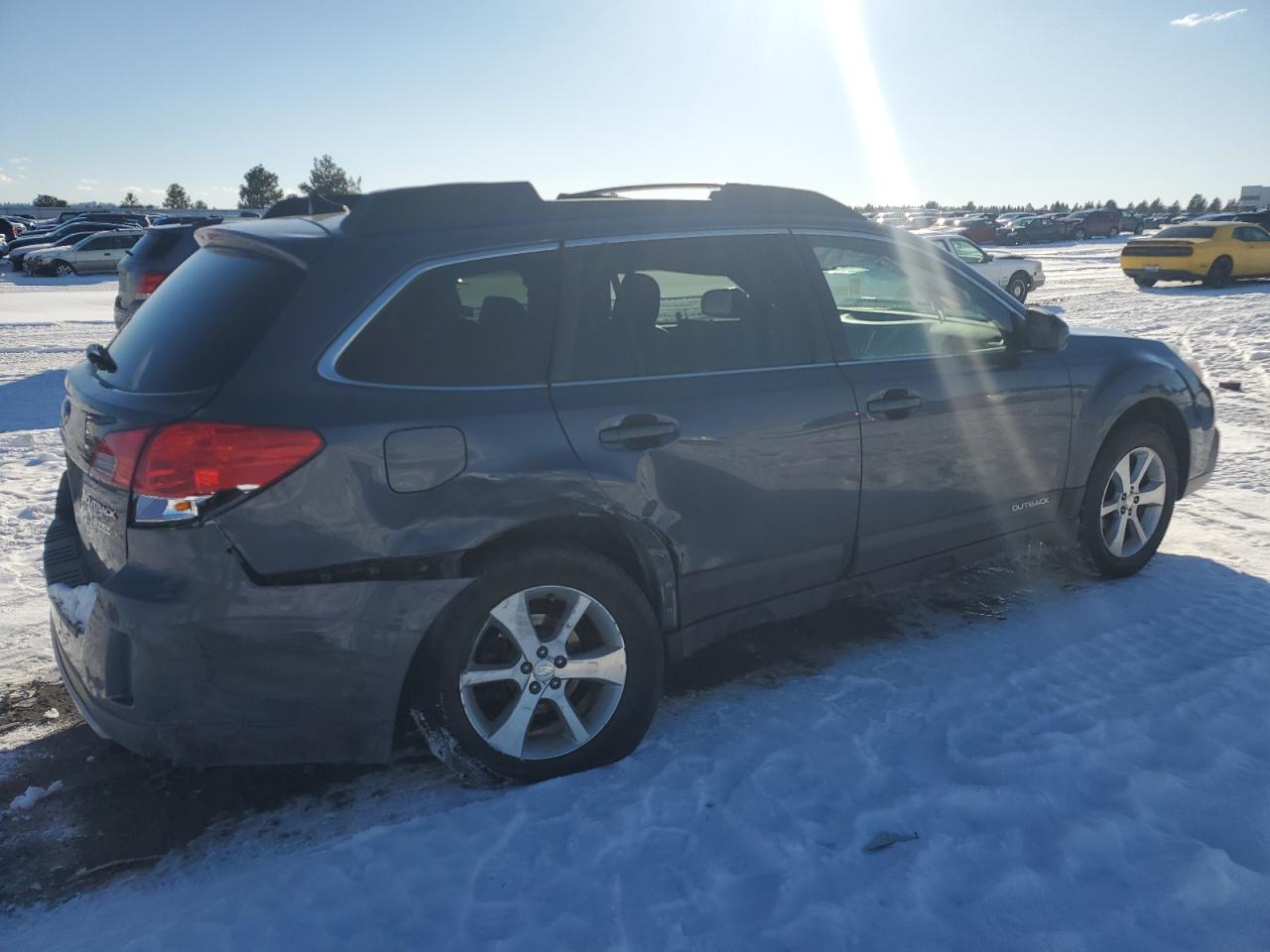 2014 Subaru Outback - Image 3
