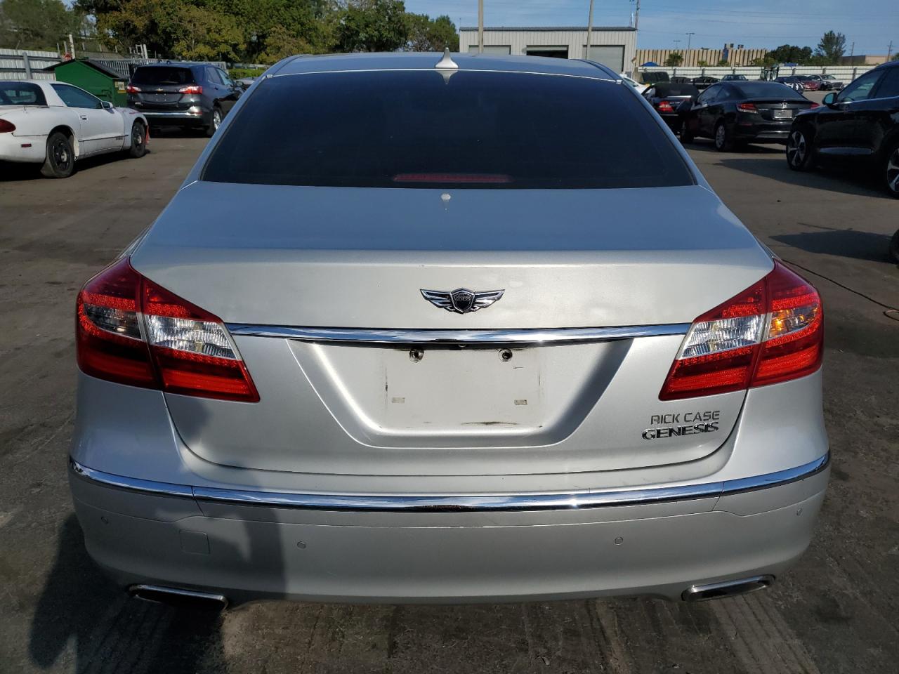 2013 Hyundai Genesis - Image 6
