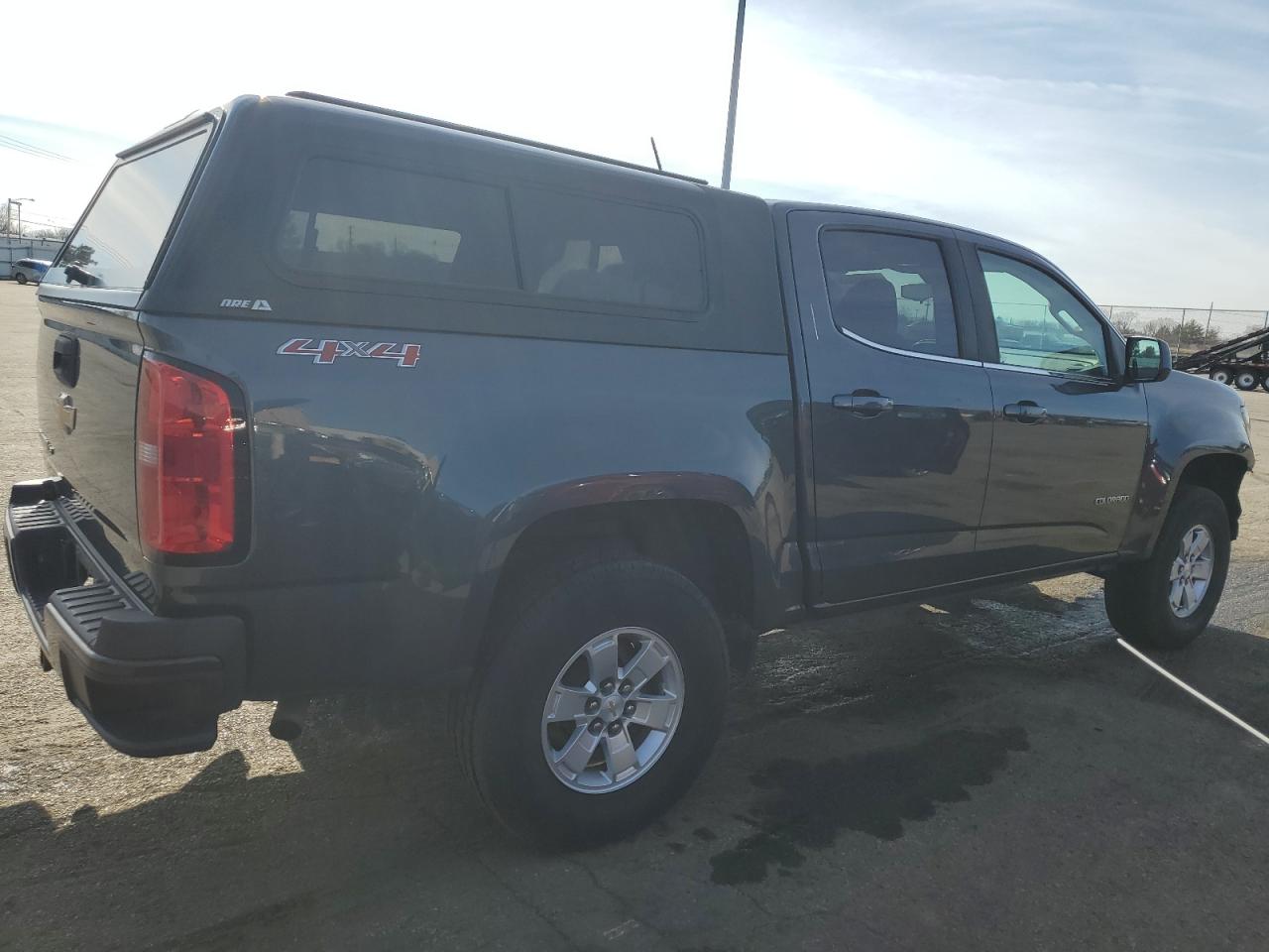 2017 Chevrolet Colorado - Image 3