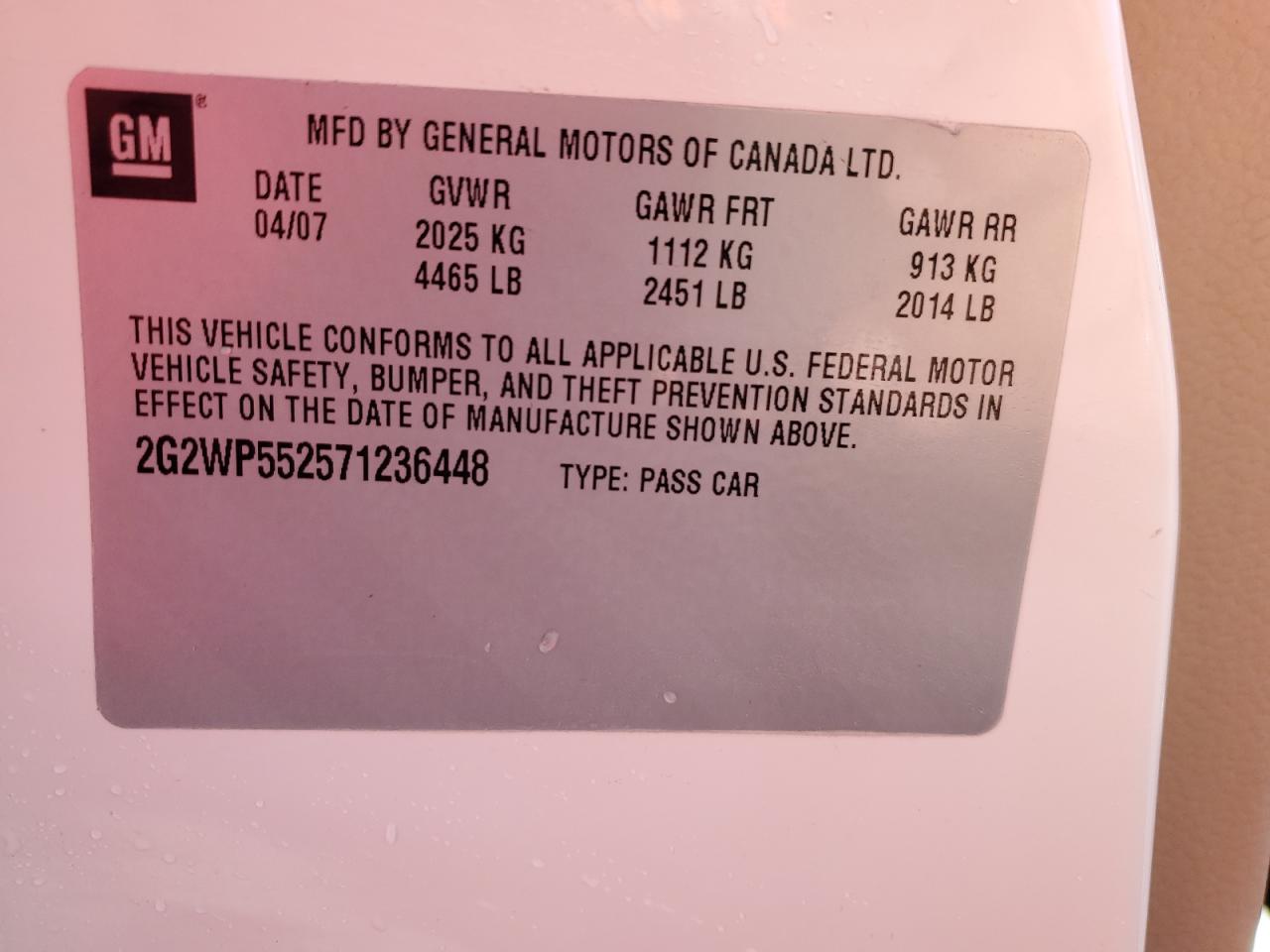 2007 Pontiac Grand Prix - Image 12