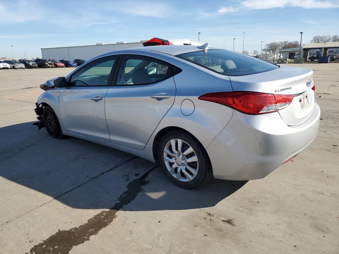 2013 Hyundai Elantra - Image 2