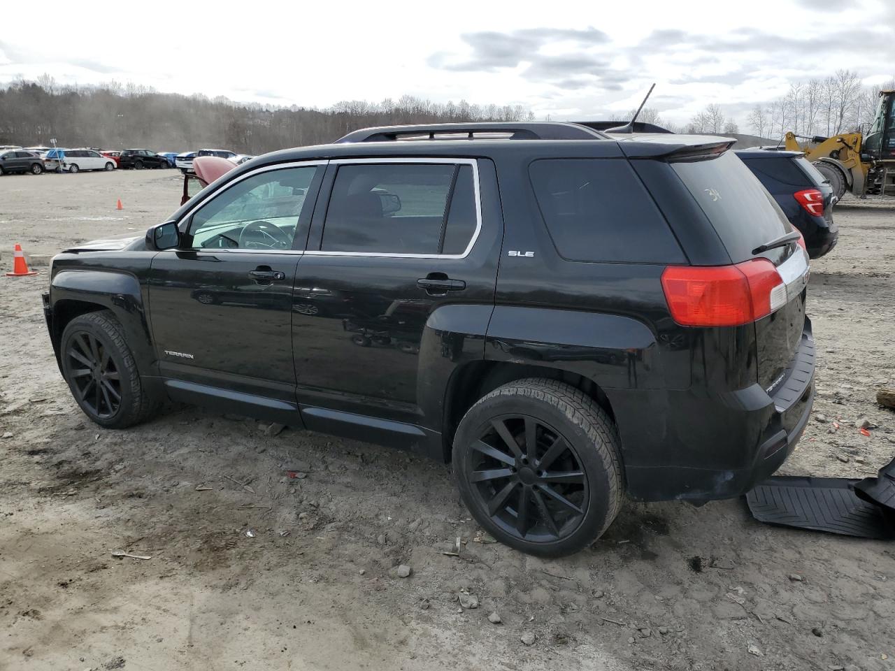 2014 GMC Terrain - Image 2