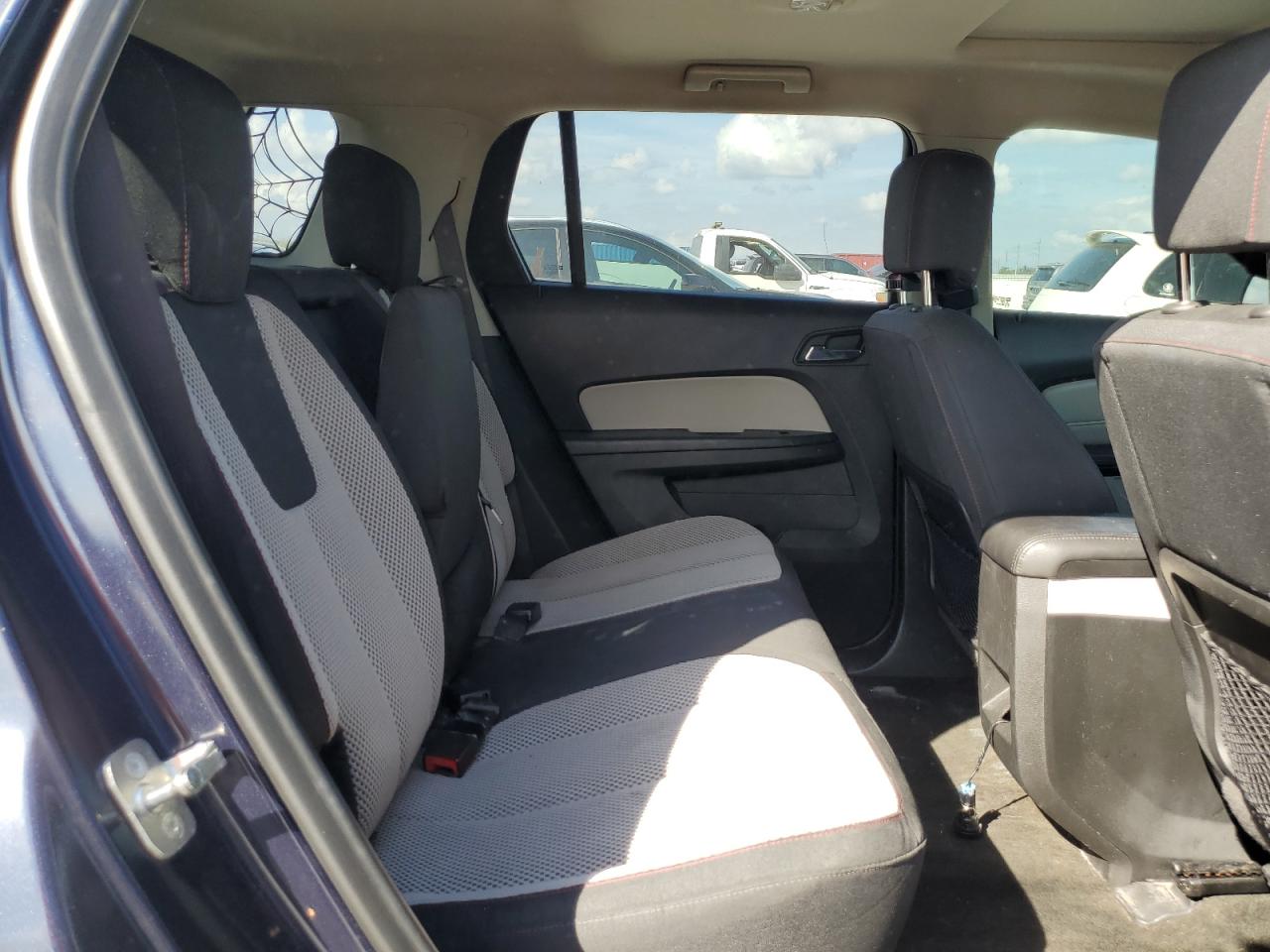 2017 GMC Terrain - Image 12