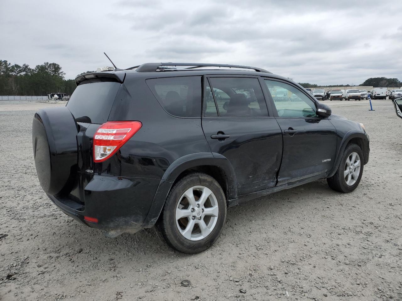 2012 Toyota RAV 4 - Image 3