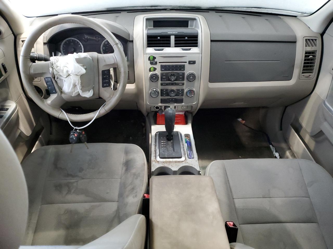 2010 Ford Escape - Image 8