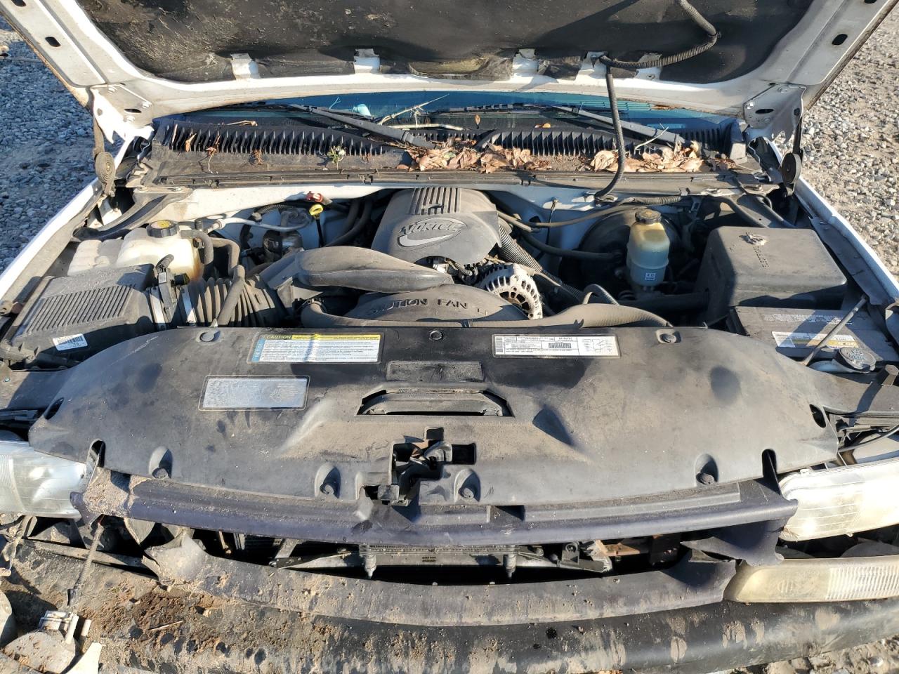 2001 Chevrolet Silverado - Image 12