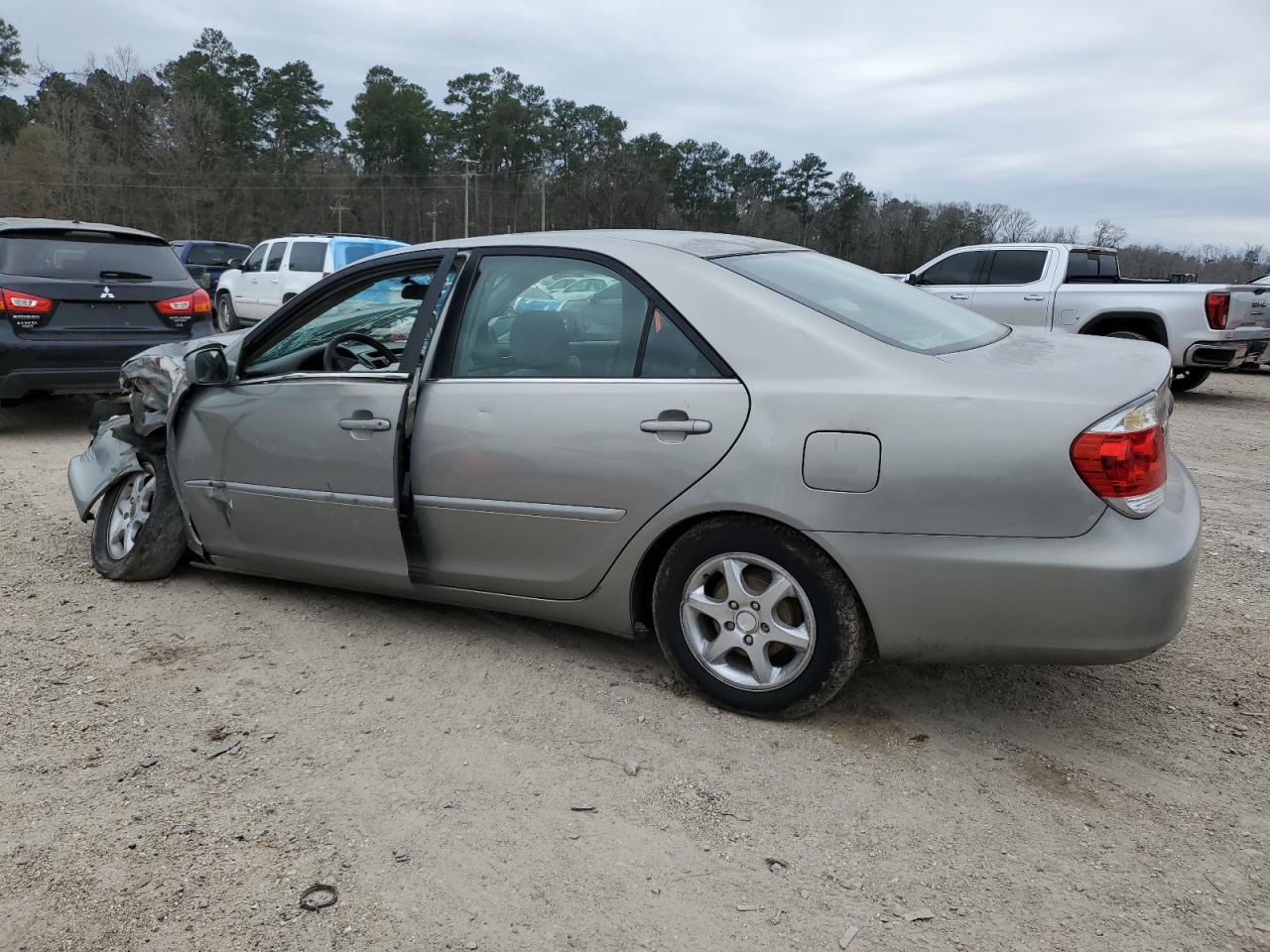 2006 Toyota Camry - Image 2