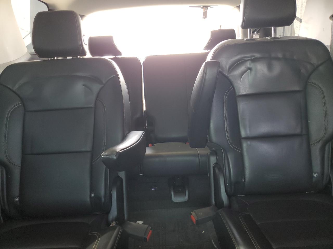 2018 Chevrolet Traverse - Image 10