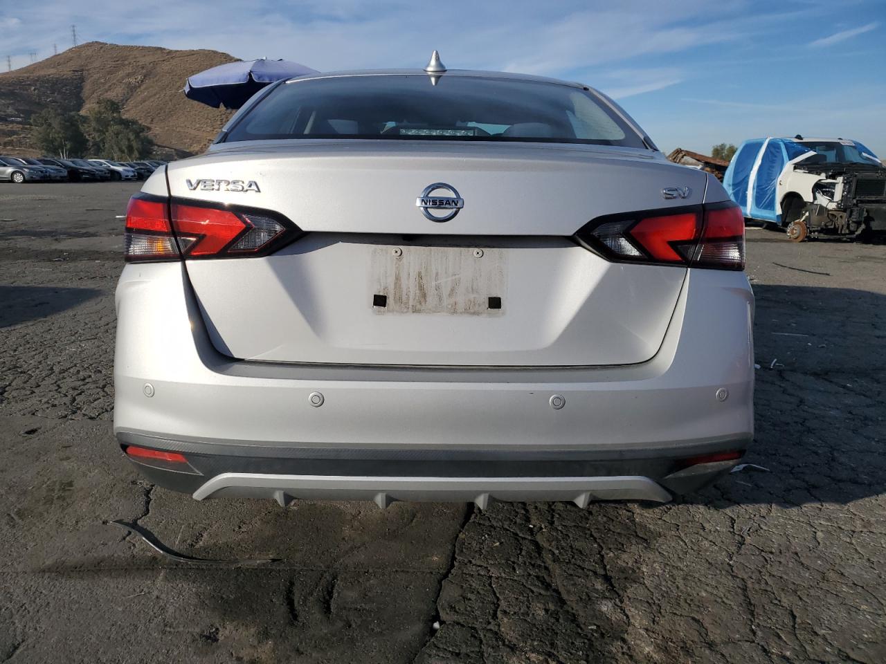 2020 Nissan Versa - Image 6