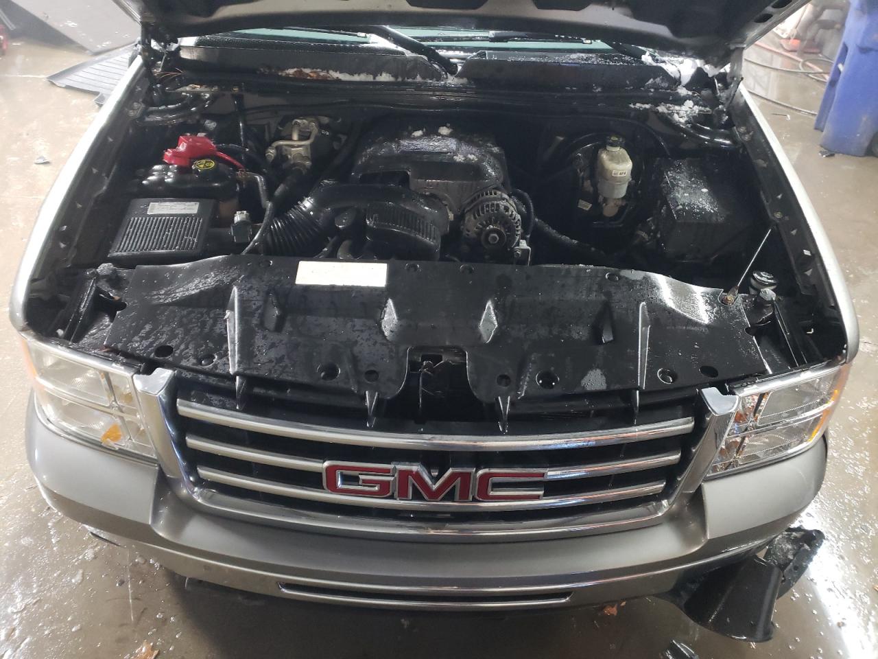 2013 GMC Sierra - Image 11