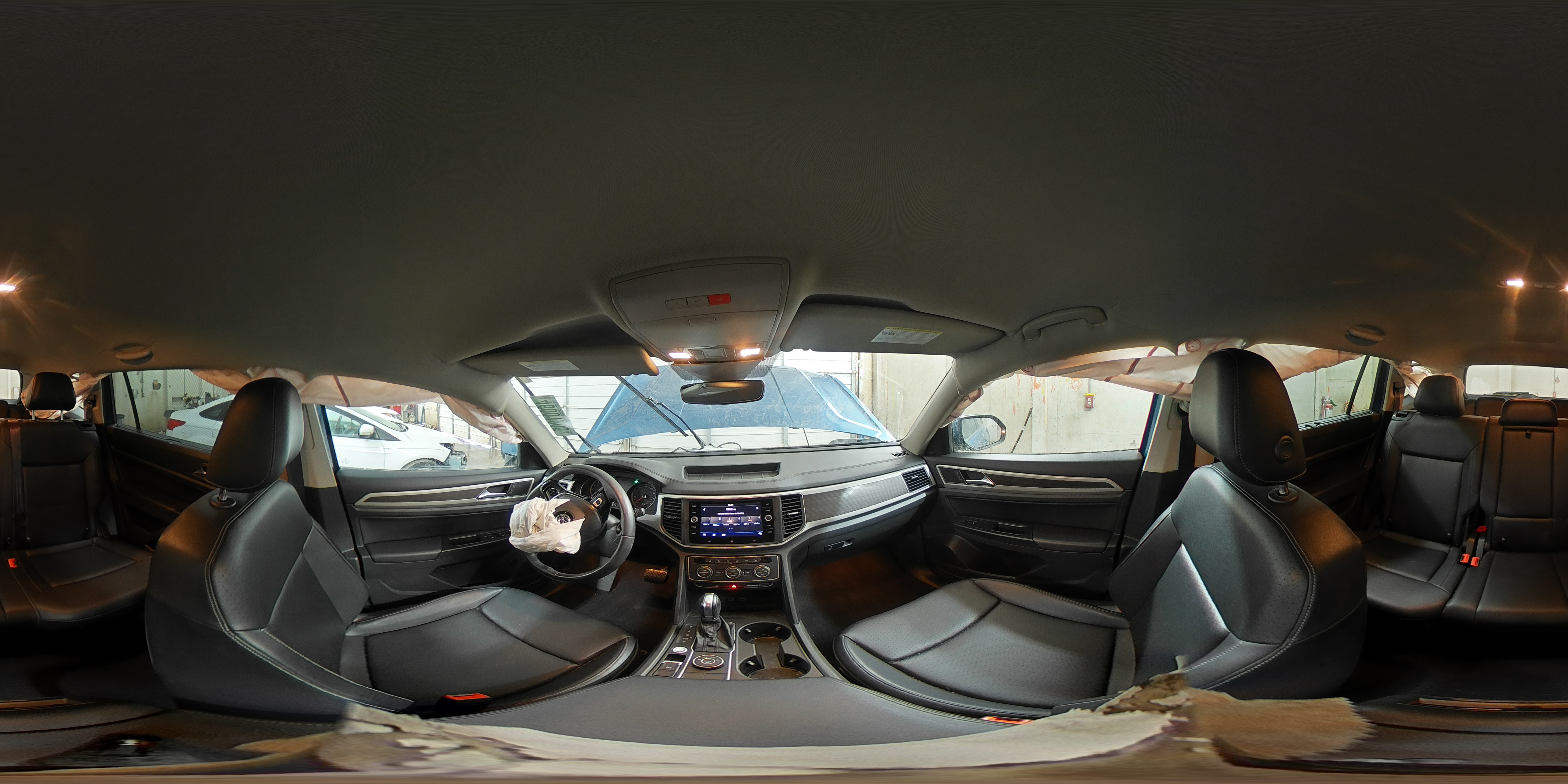 2019 Volkswagen Atlas - Image 16