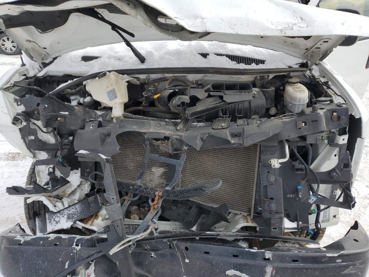 2018 Chevrolet Express - Image 13