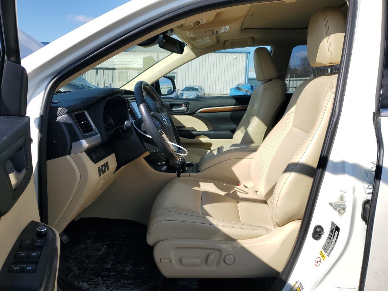 2019 Toyota Highlander - Image 7