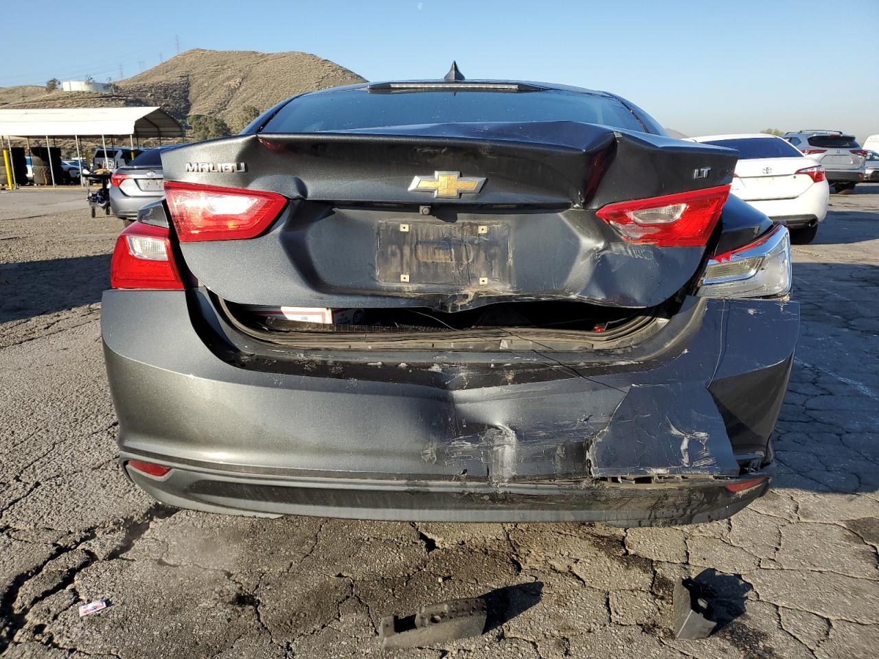 2018 Chevrolet Malibu - Image 6