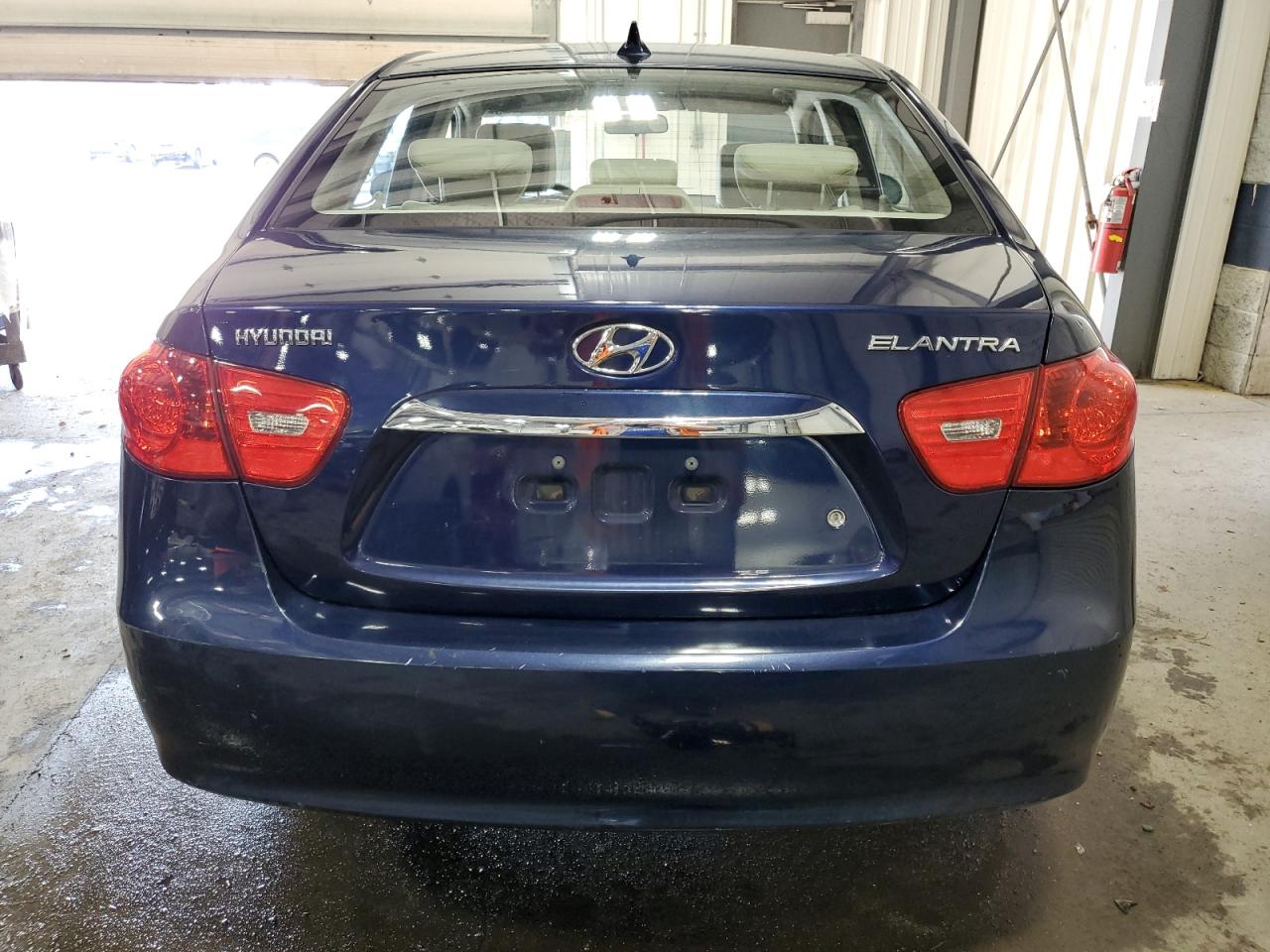 2010 Hyundai Elantra - Image 6