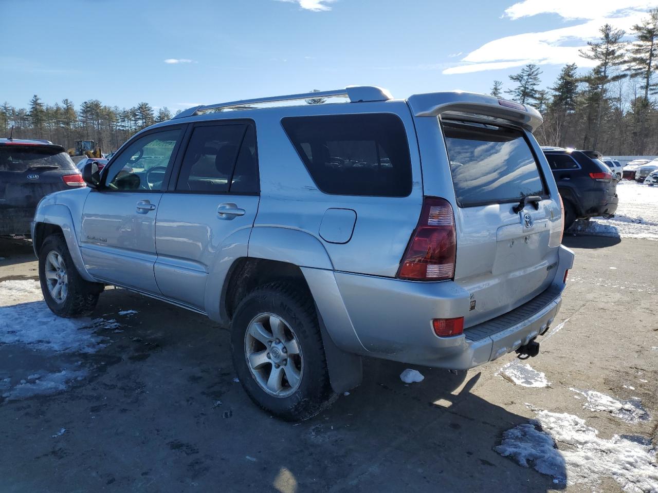 2004 Toyota 4Runner - Image 2