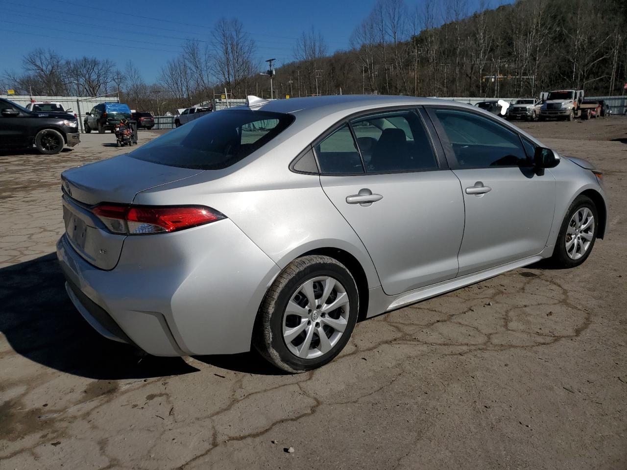 2021 Toyota Corolla - Image 3
