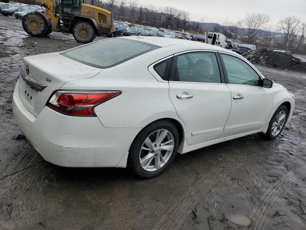 2015 Nissan Altima - Image 3