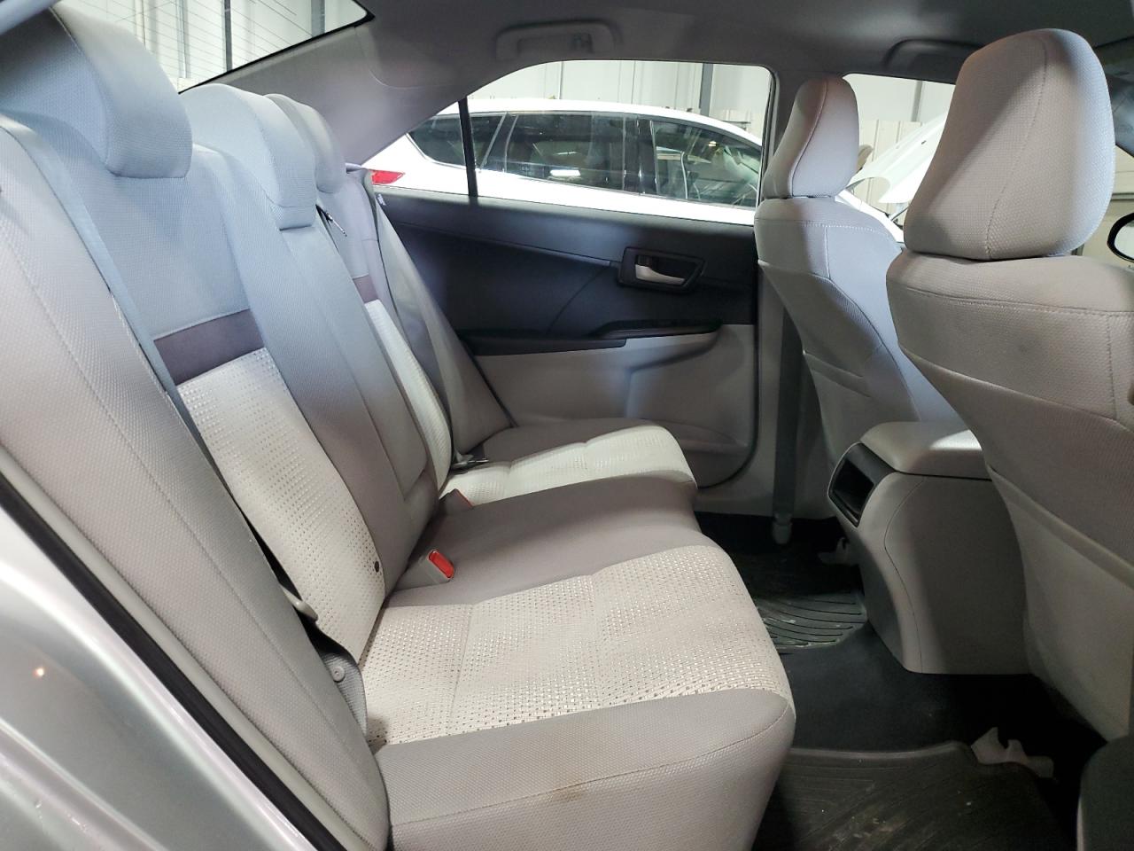 2012 Toyota Camry - Image 10
