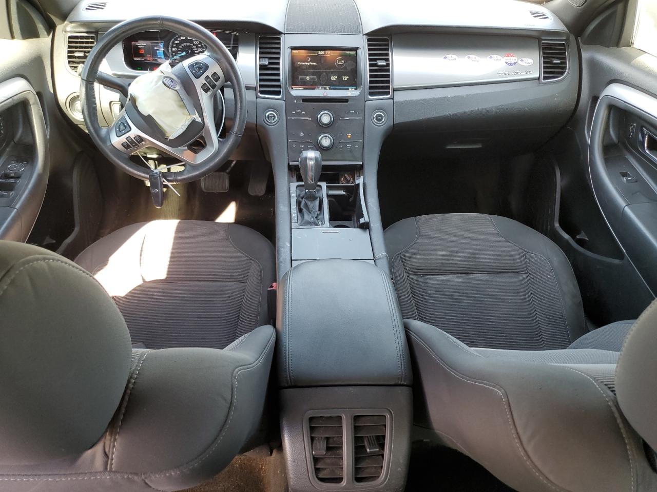 2015 Ford Taurus - Image 8