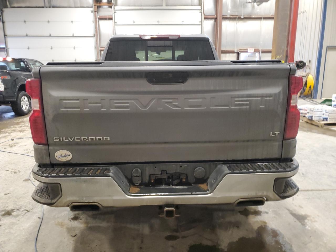 2020 Chevrolet Silverado - Image 6