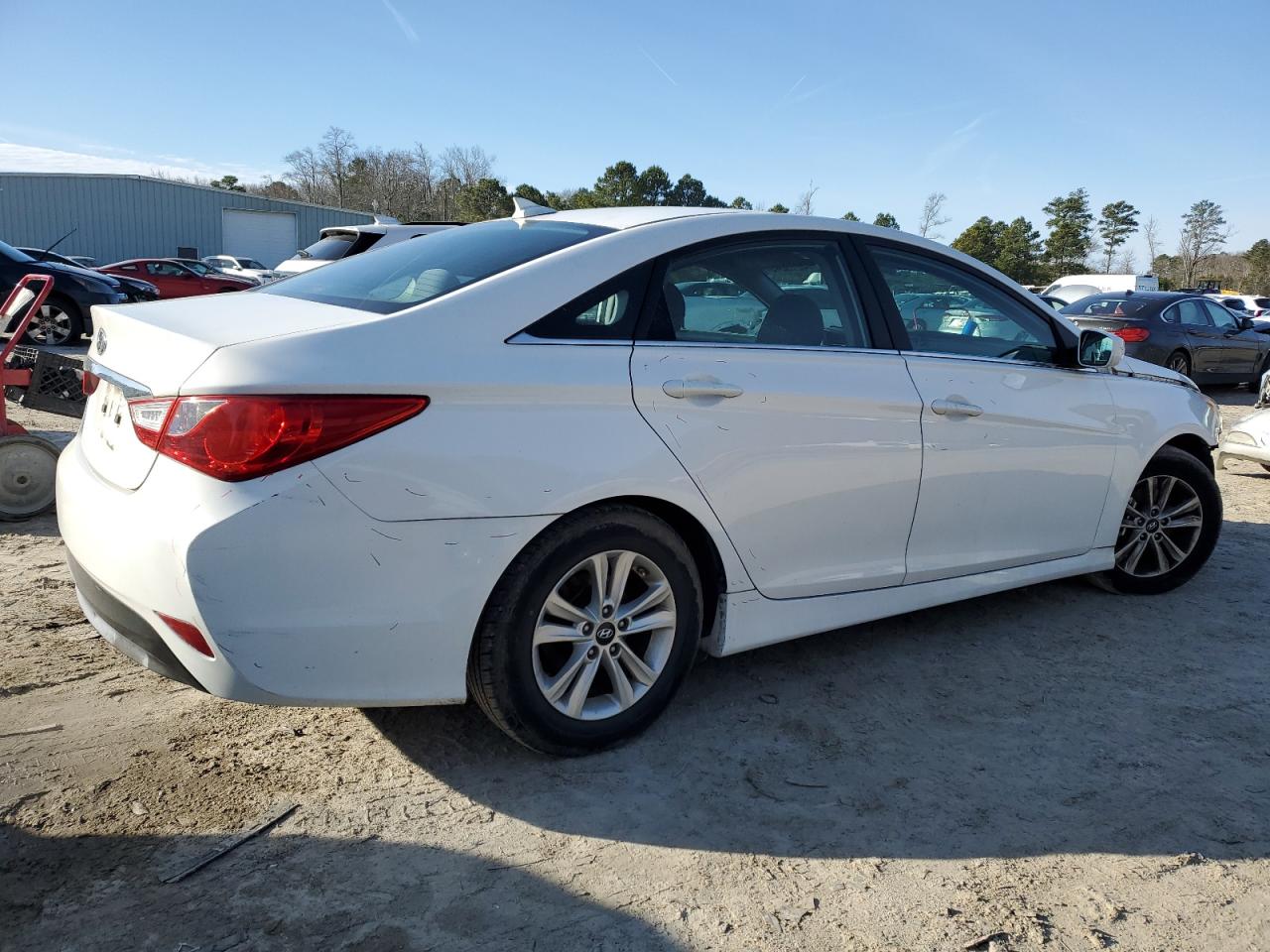 2014 Hyundai Sonata - Image 3