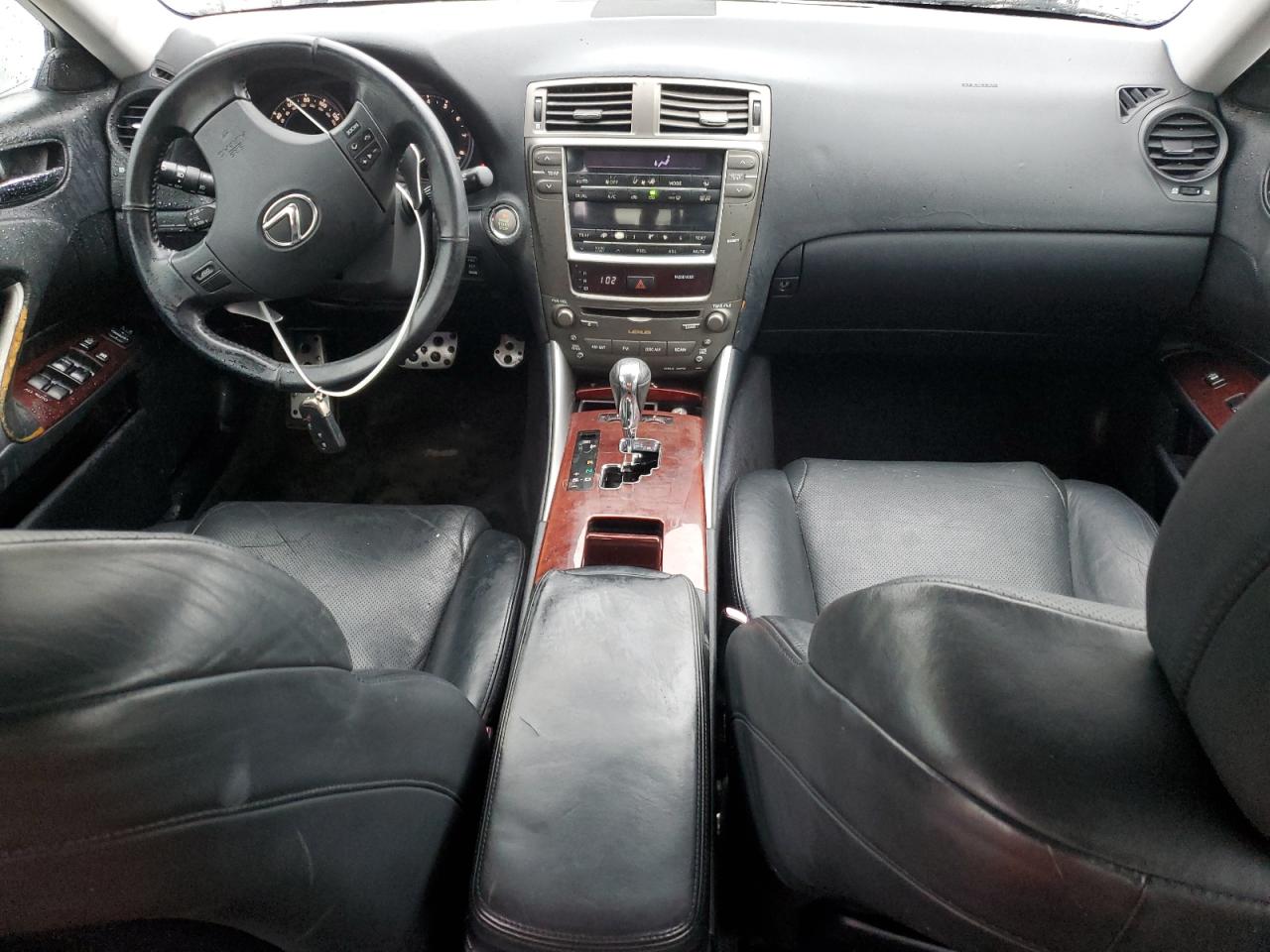 2007 Lexus IS - Image 8