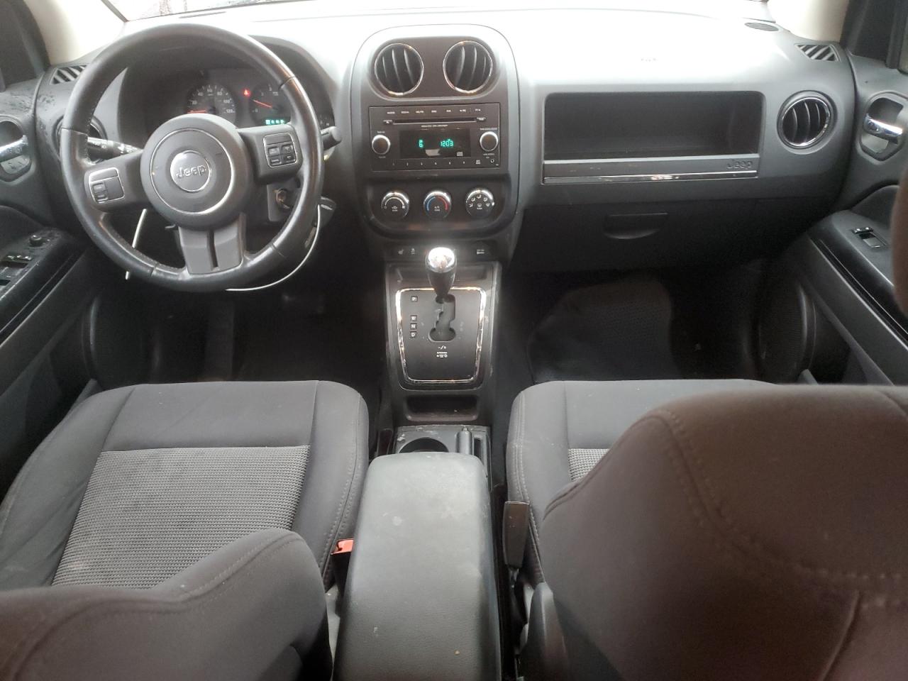 2012 Jeep Compass - Image 8