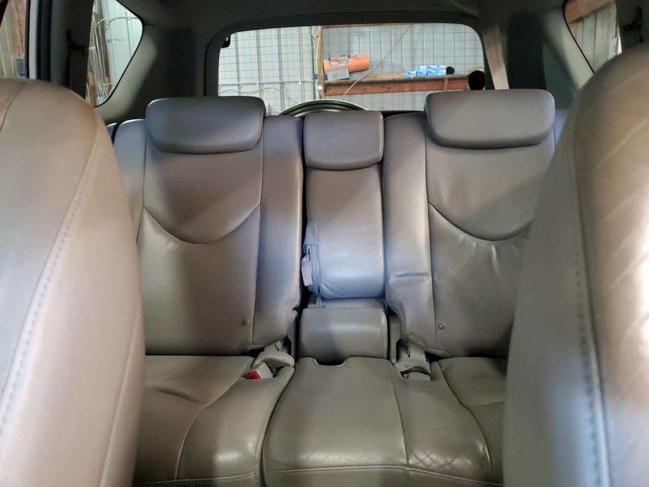 2010 Toyota RAV 4 - Image 10