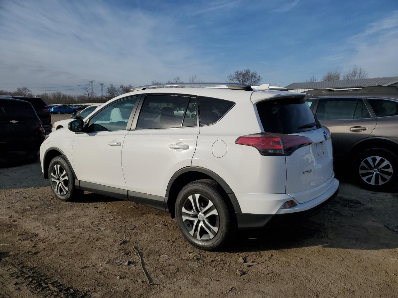 2016 Toyota RAV 4 - Image 2
