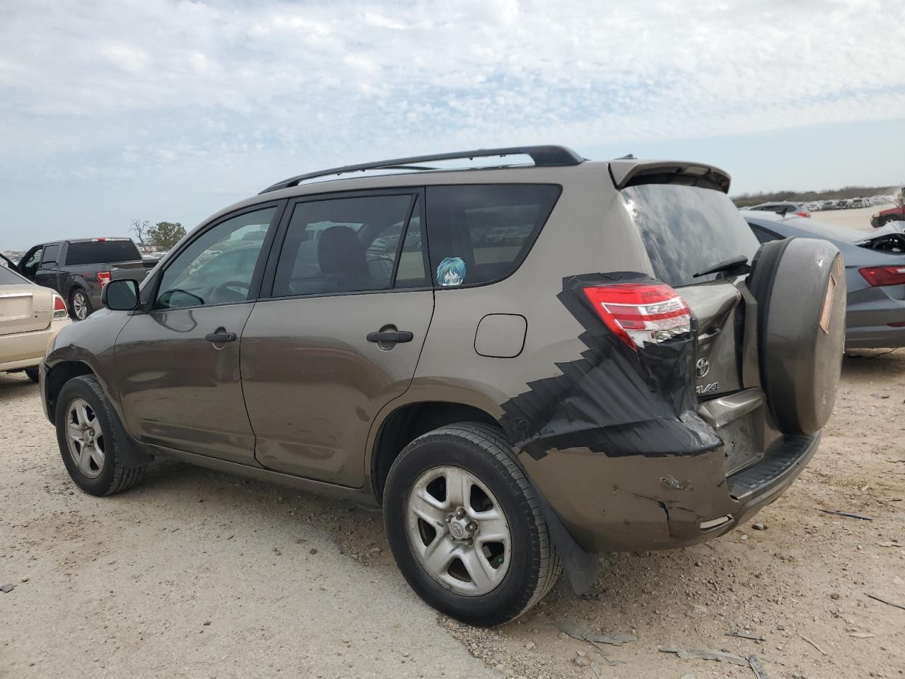2011 Toyota RAV 4 - Image 2
