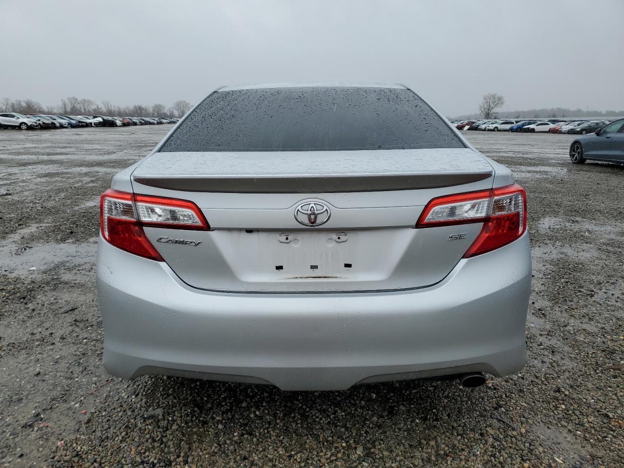 2014 Toyota Camry - Image 6