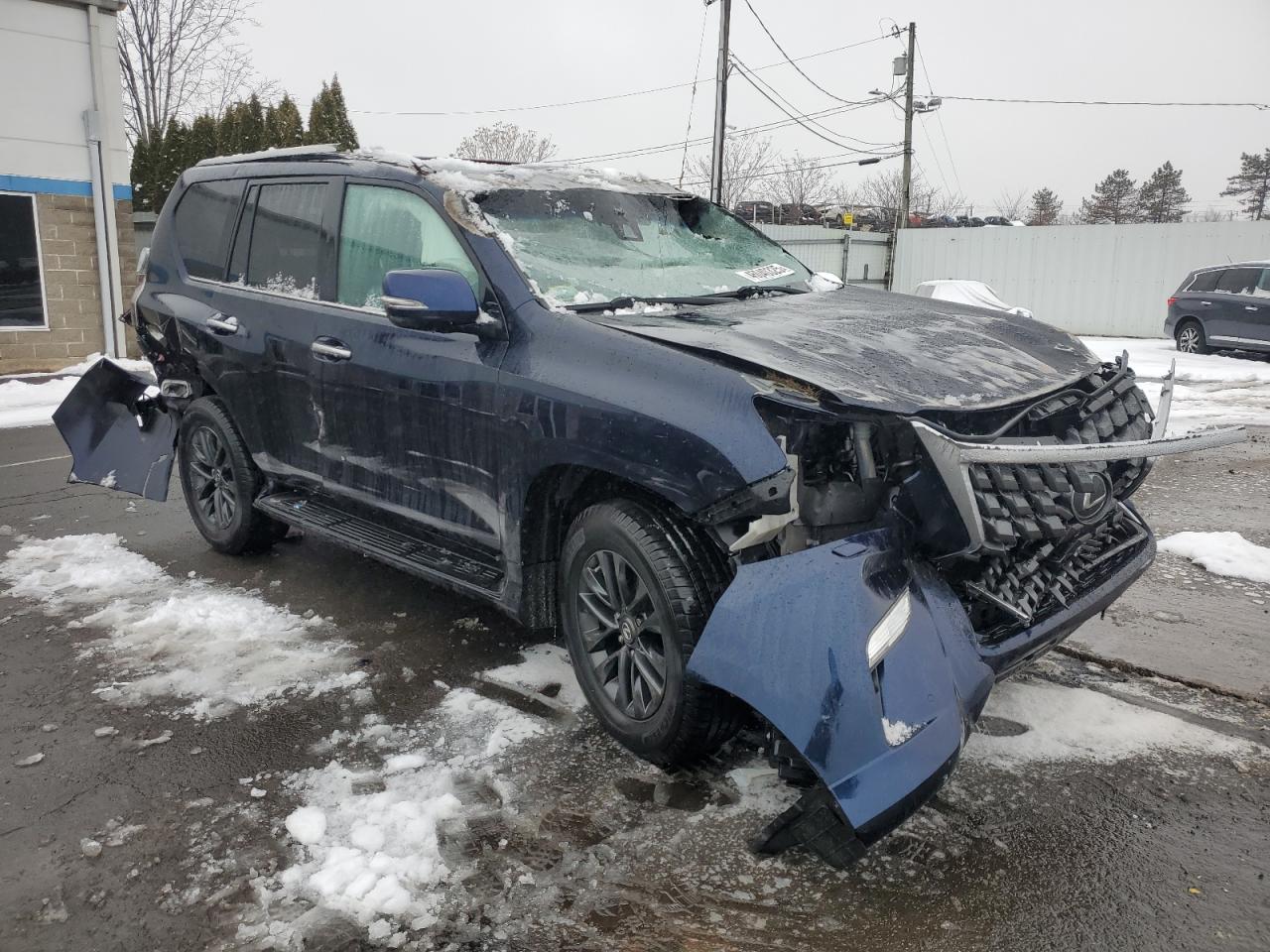 2021 Lexus GX - Image 4