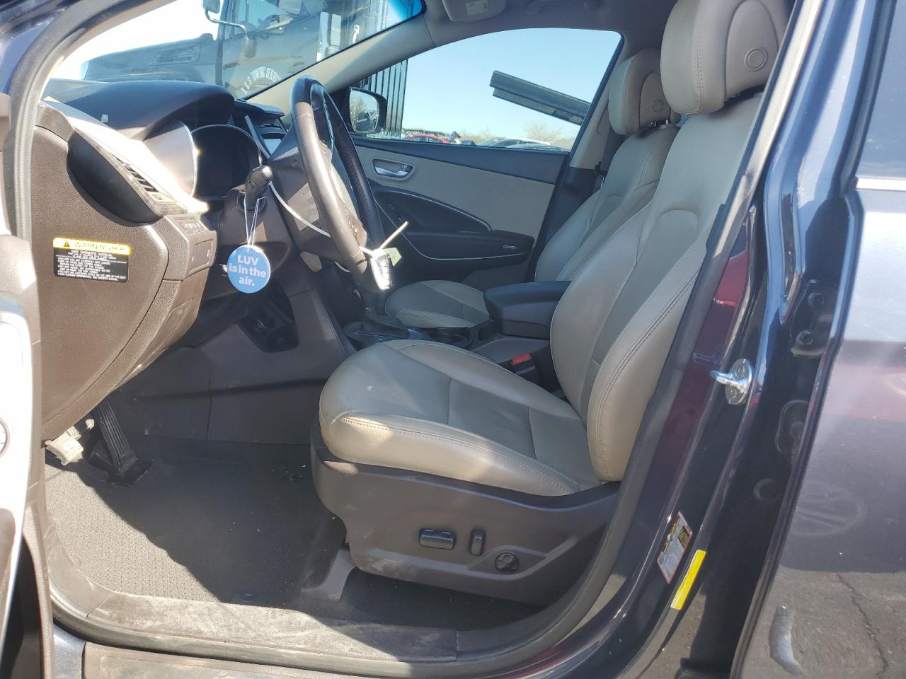 2017 Hyundai Santa Fe - Image 7