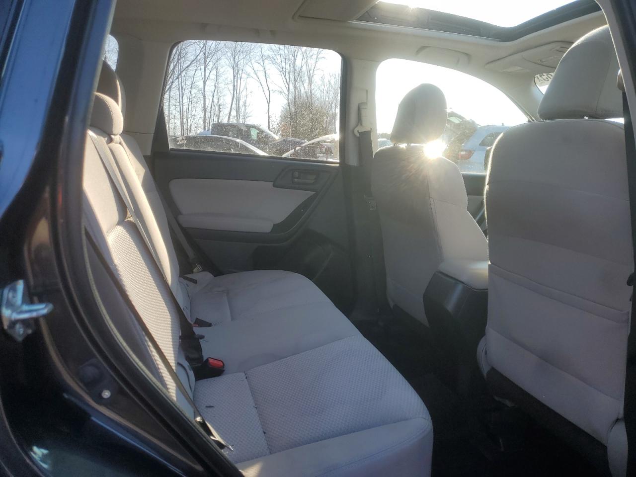 2014 Subaru Forester - Image 12