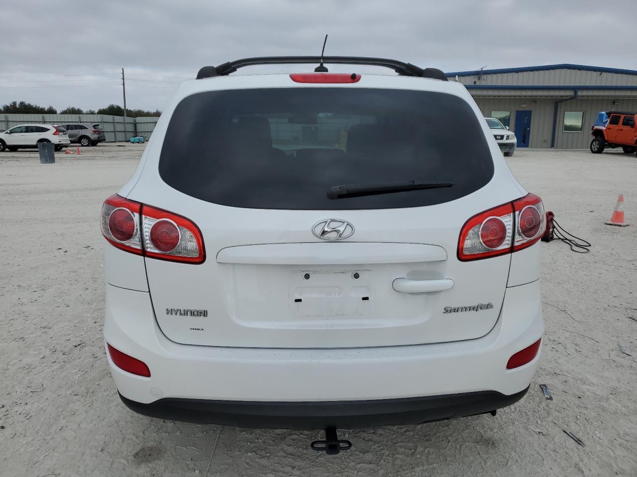 2011 Hyundai Santa Fe - Image 6