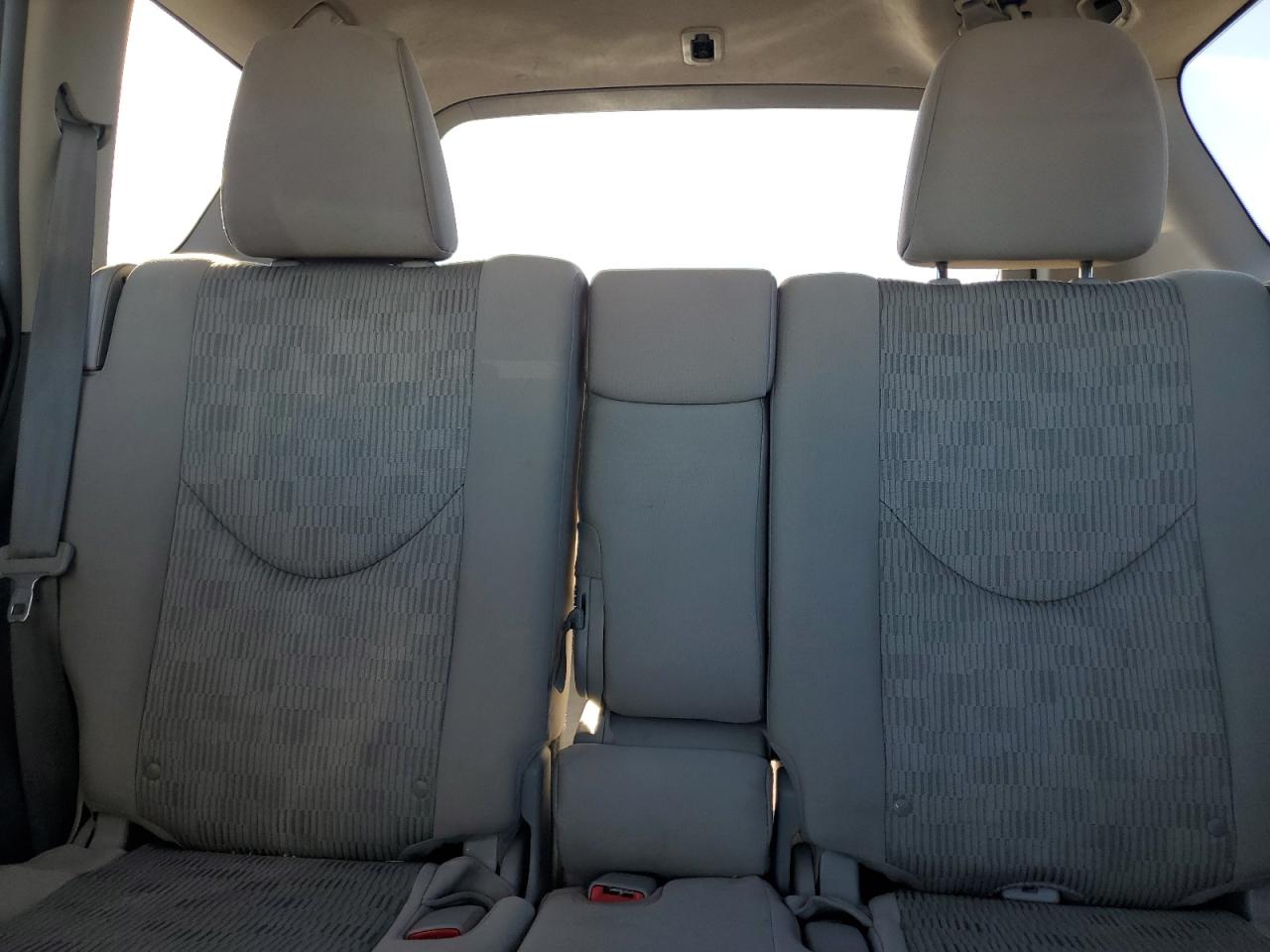 2012 Toyota RAV 4 - Image 10