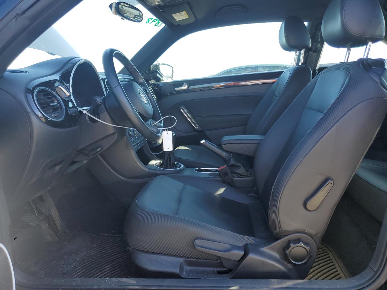 2014 Volkswagen Beetle - Image 7