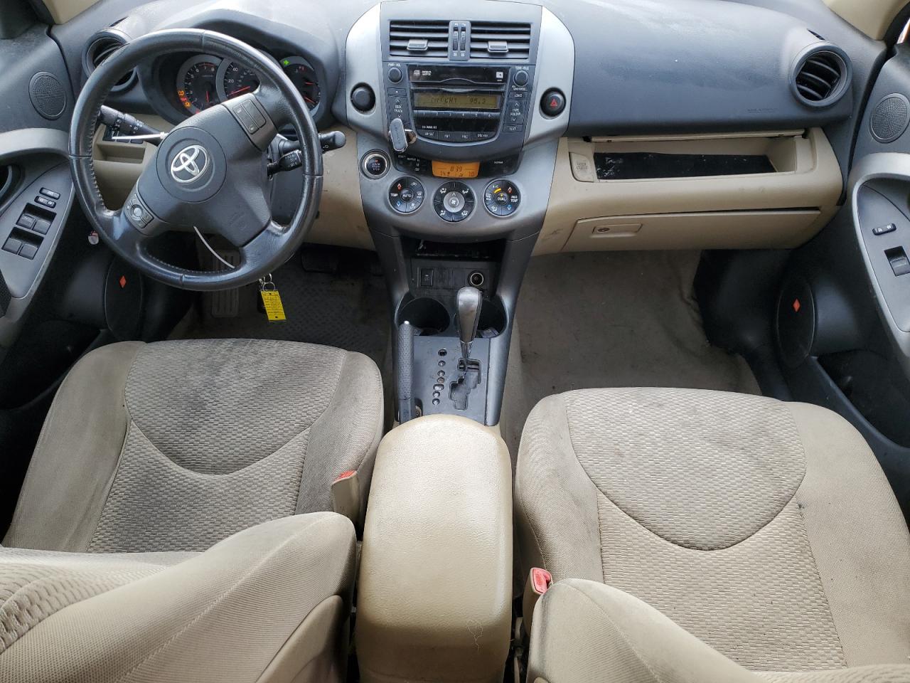 2010 Toyota RAV 4 - Image 8