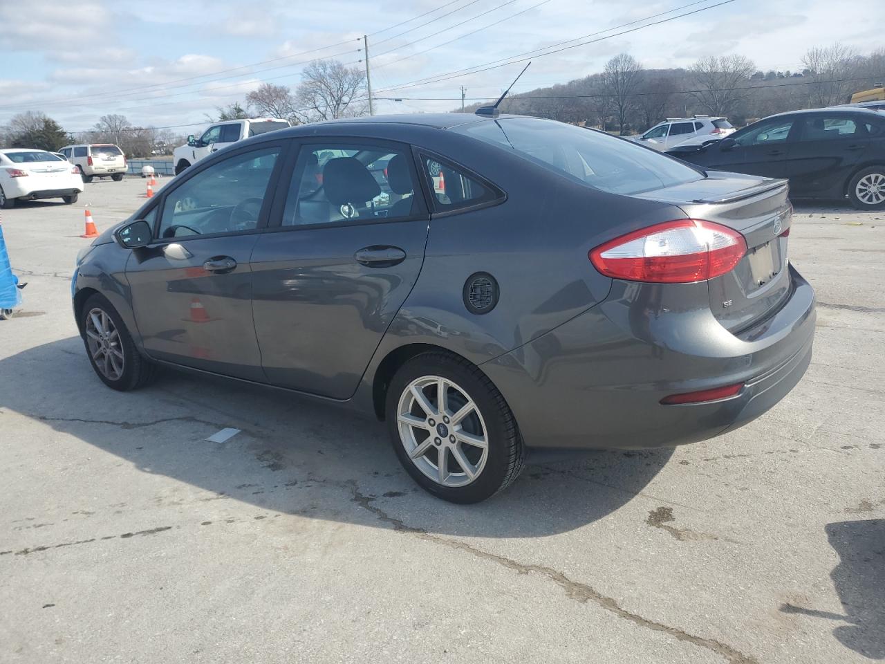 2015 Ford Fiesta - Image 2