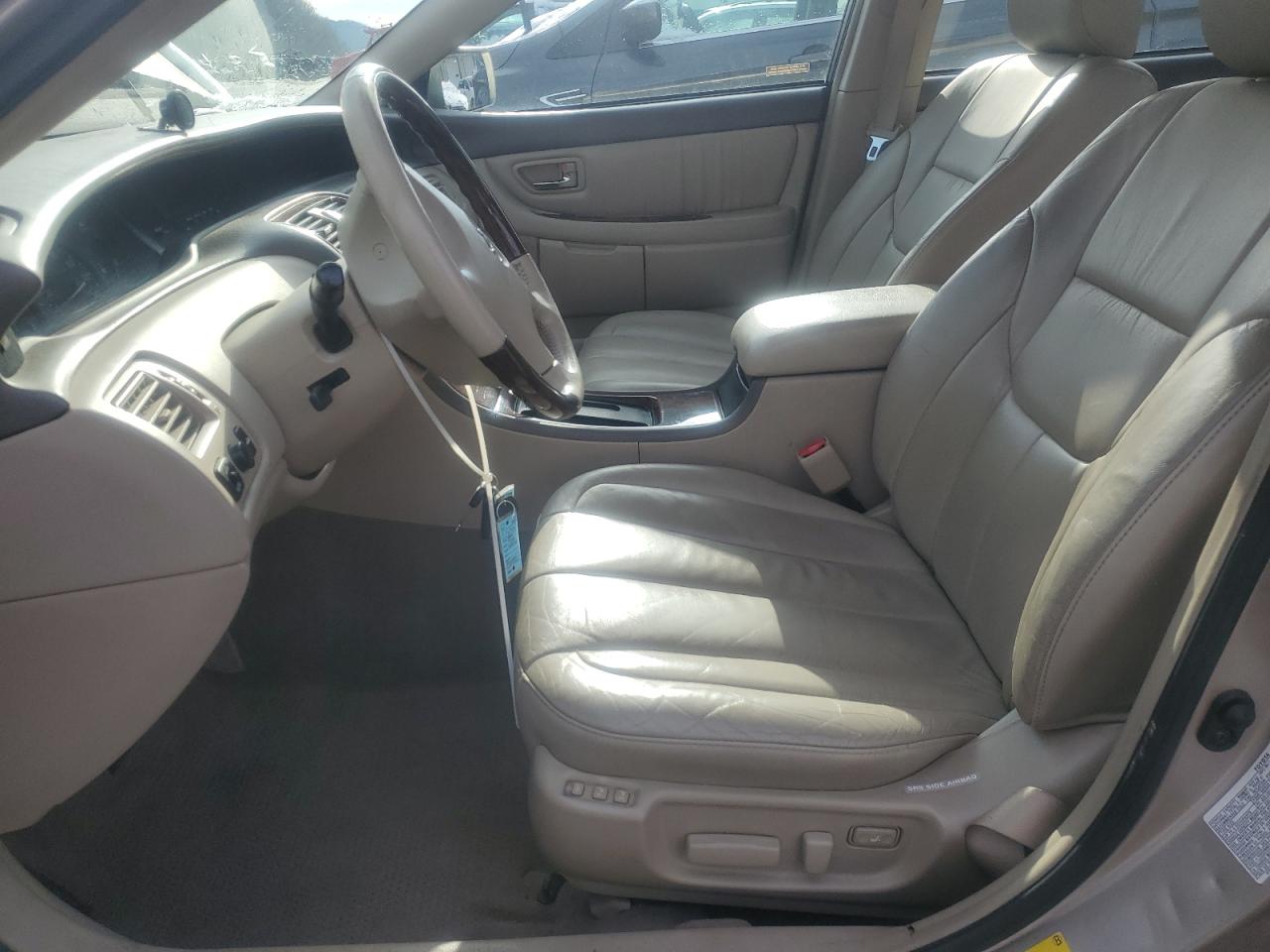 2003 Toyota Avalon - Image 7