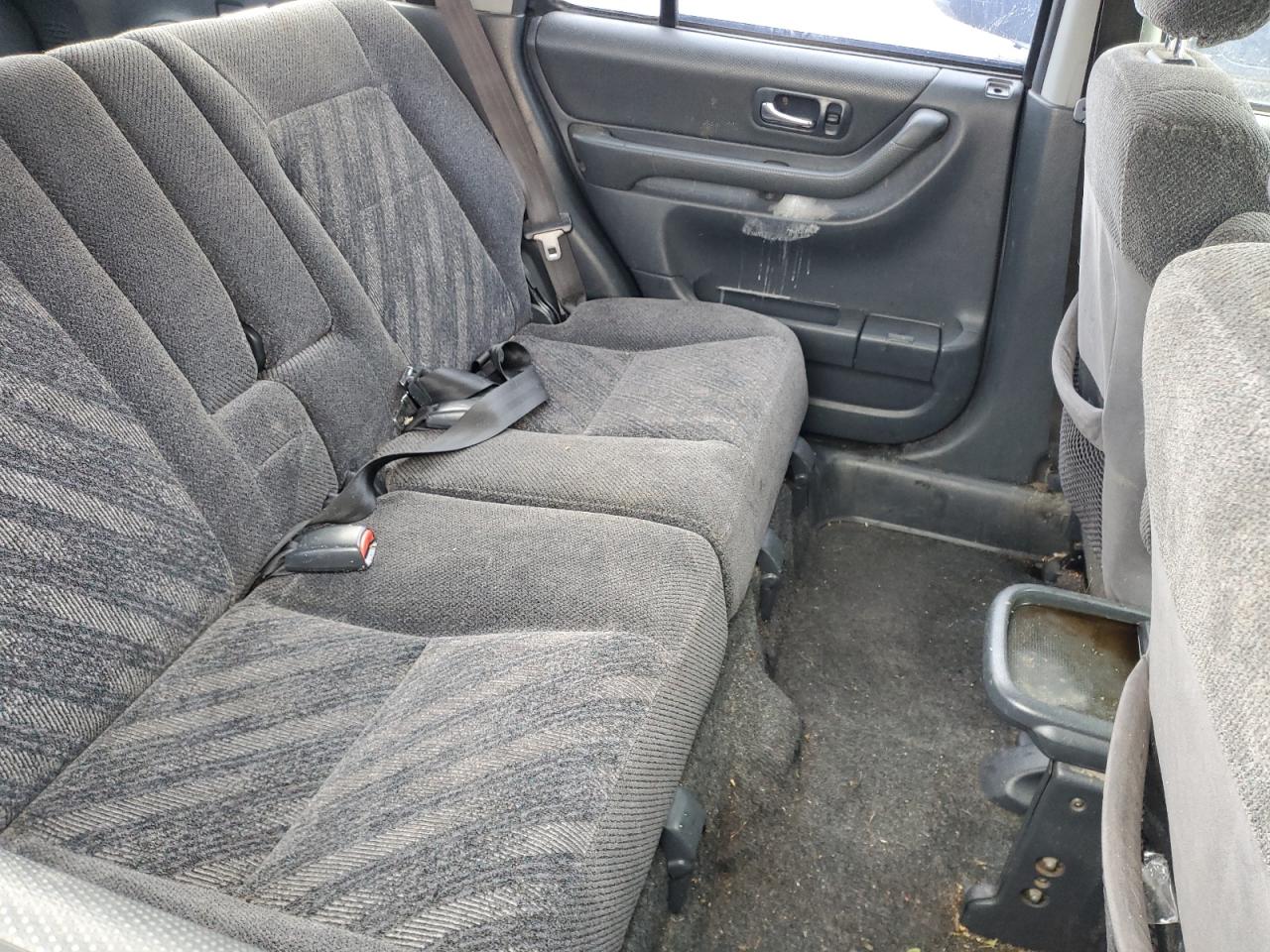 2000 Honda CR-V - Image 10