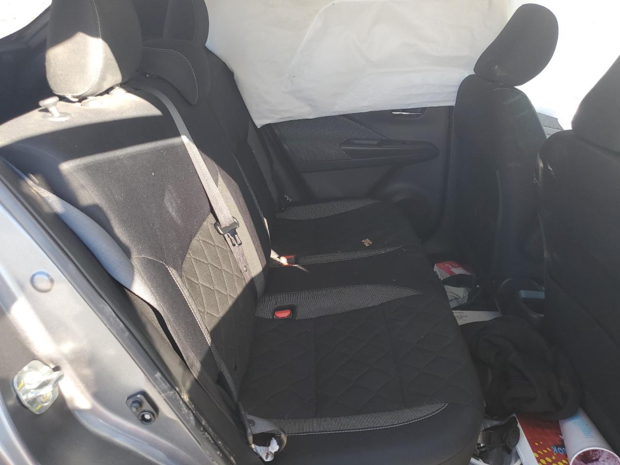 2018 Nissan Kicks - Image 12