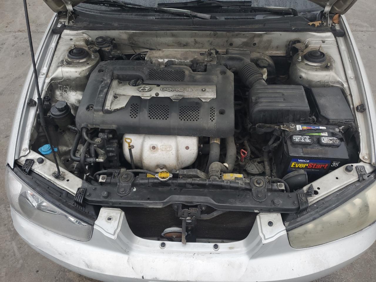 2003 Hyundai Elantra - Image 11
