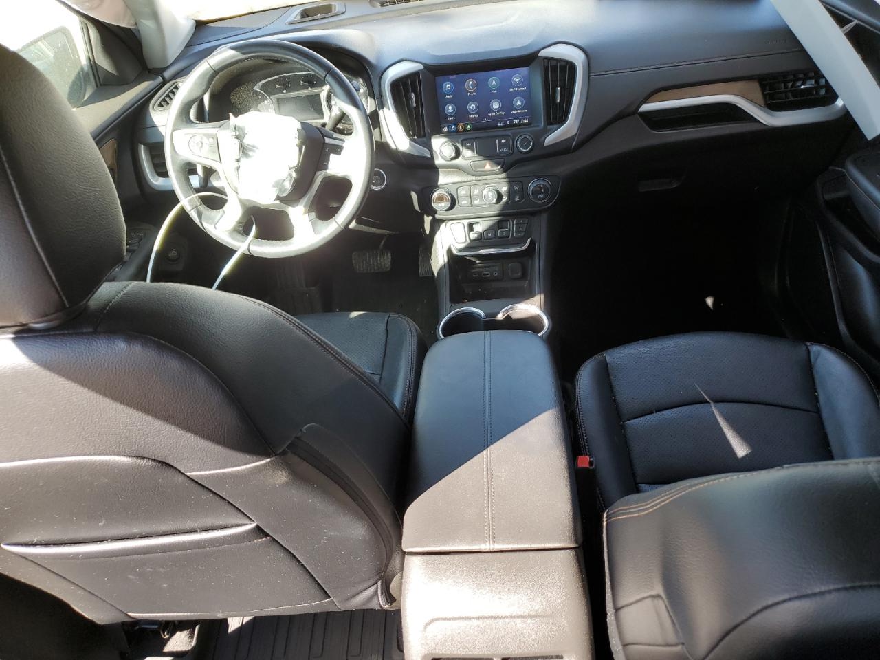 2021 GMC Terrain - Image 8